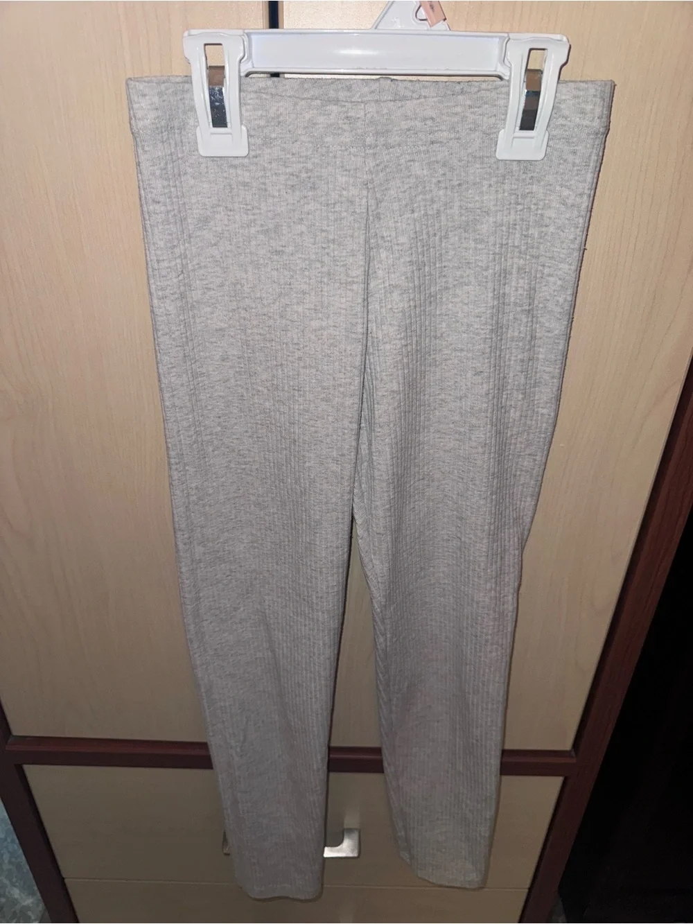 Old Navy Girls Gray Ribbed Leggings Size M (8)